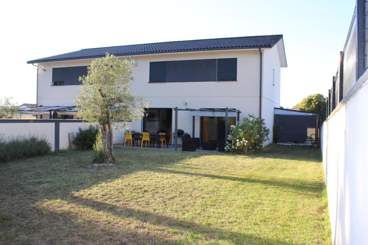 Villa Des Rives Du Lac Montans Exterior foto